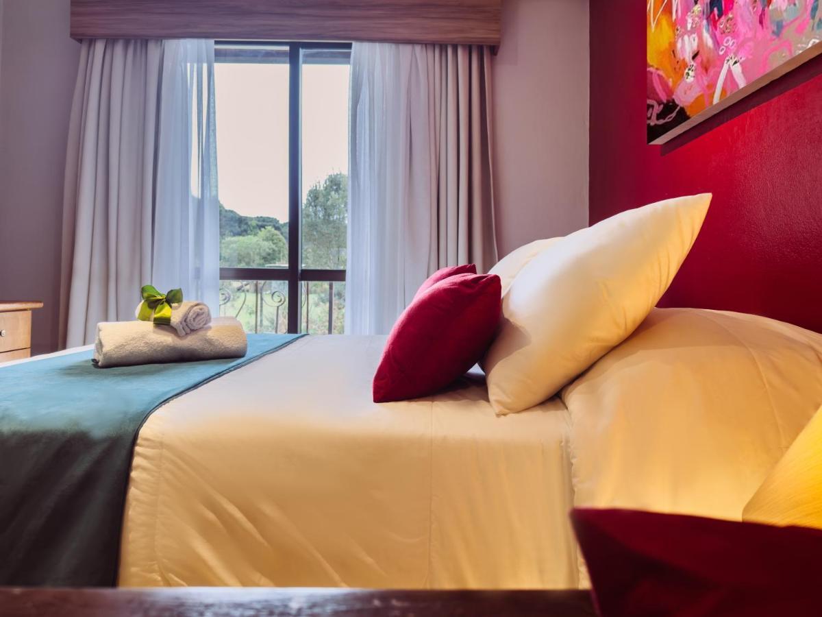 Luzzy Hotel Canela Luaran gambar